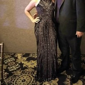 Long black dress. Size 5/6. Brand jump apparel.